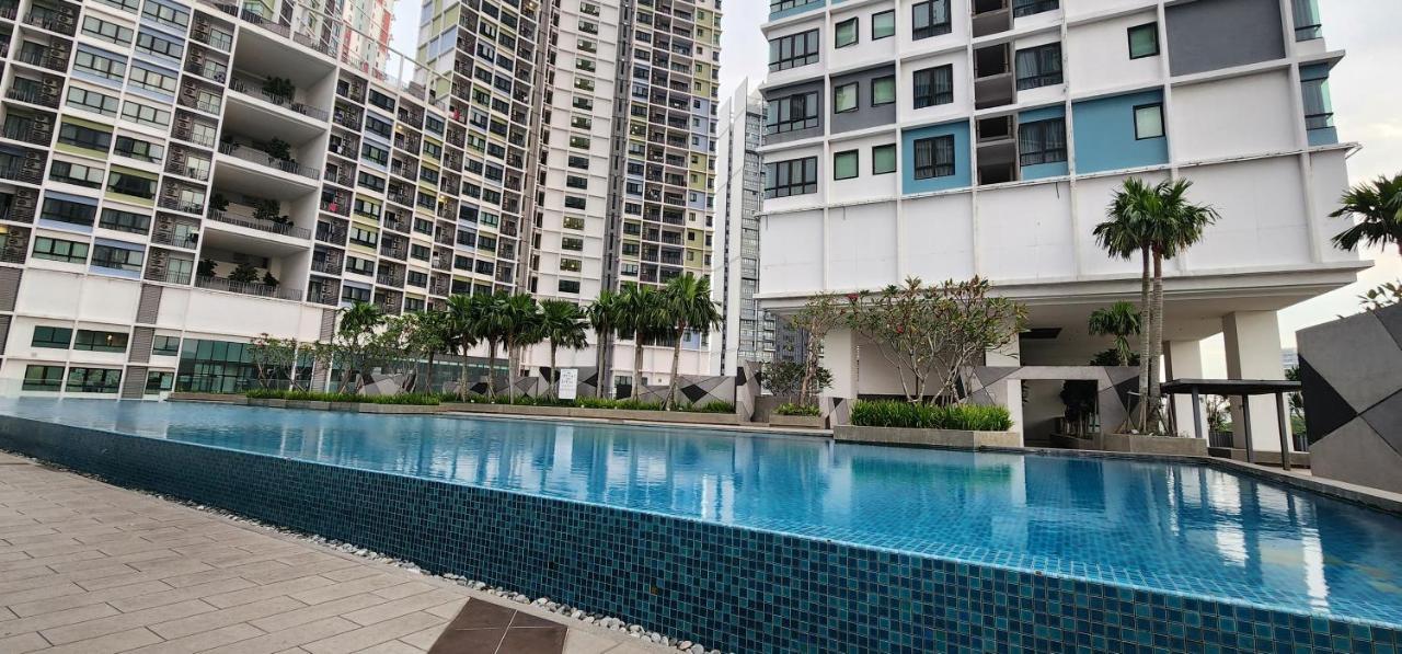 Anggun I Soho I City Homestay شاه علام المظهر الخارجي الصورة